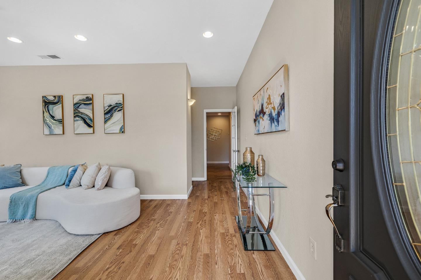 Detail Gallery Image 2 of 49 For 43270 Newport, Fremont,  CA 94538 - 3 Beds | 2 Baths
