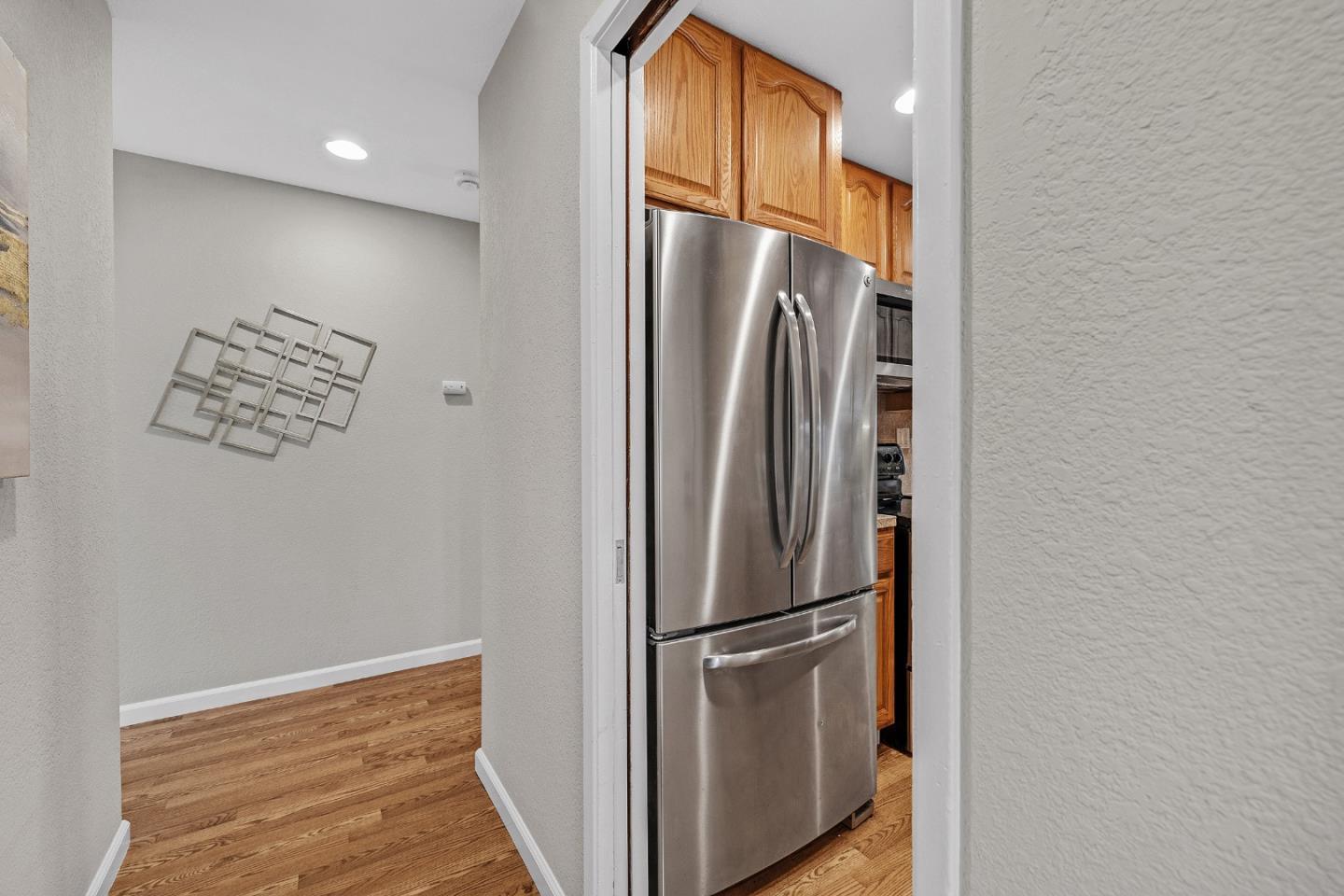 Detail Gallery Image 8 of 49 For 43270 Newport, Fremont,  CA 94538 - 3 Beds | 2 Baths