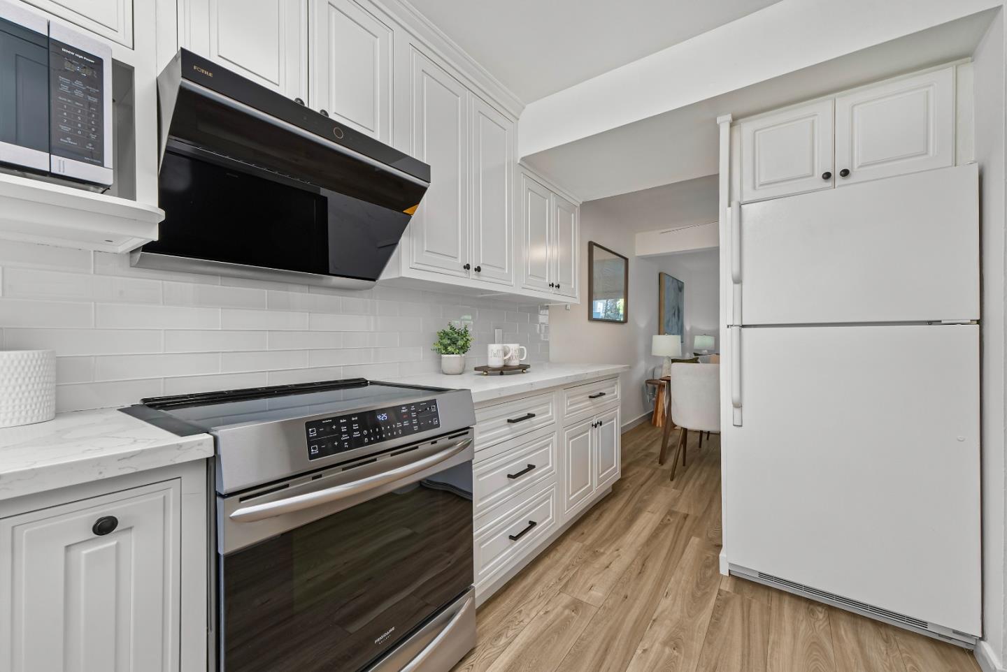 Detail Gallery Image 11 of 35 For 7130 Rainbow Dr #2,  San Jose,  CA 95129 - 2 Beds | 1/1 Baths