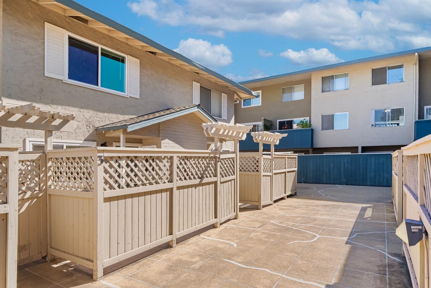 Detail Gallery Image 24 of 35 For 7130 Rainbow Dr #2,  San Jose,  CA 95129 - 2 Beds | 1/1 Baths