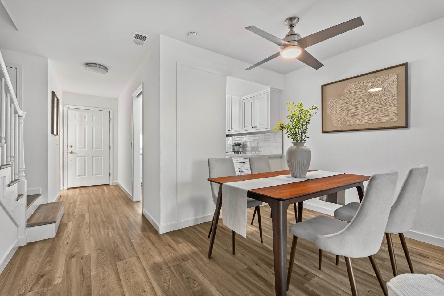 Detail Gallery Image 8 of 35 For 7130 Rainbow Dr #2,  San Jose,  CA 95129 - 2 Beds | 1/1 Baths