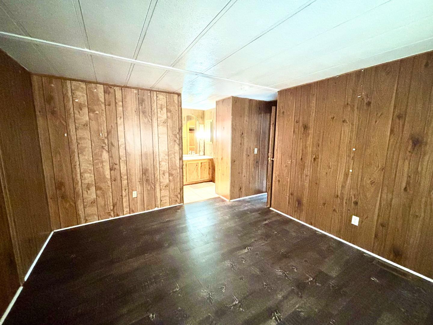 Detail Gallery Image 8 of 9 For 2600 Senter Rd #250,  San Jose,  CA 95111 - 3 Beds | 2 Baths