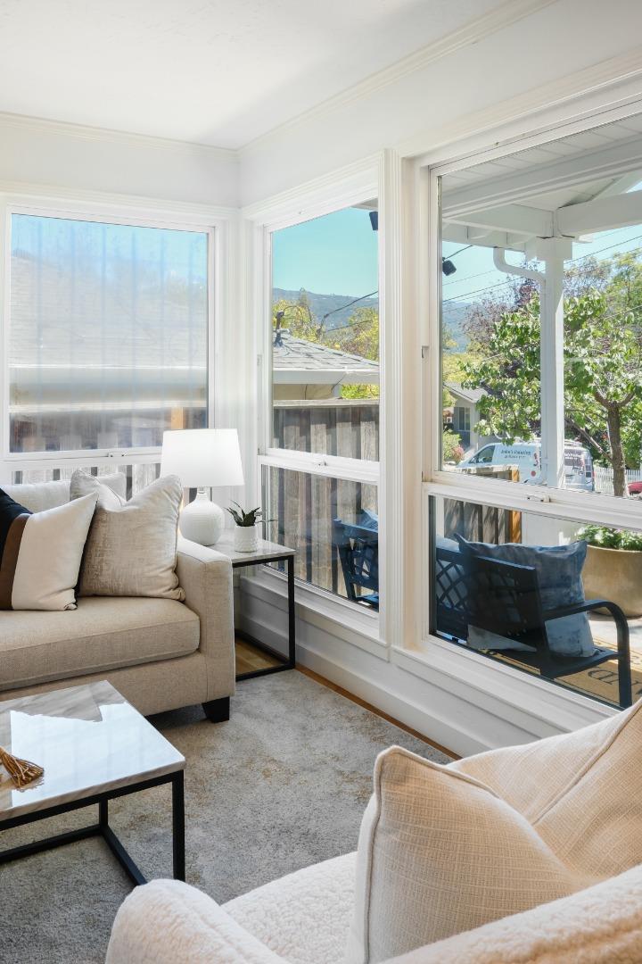 Detail Gallery Image 14 of 101 For 230 San Mateo Ave, Los Gatos,  CA 95030 - 3 Beds | 3/1 Baths