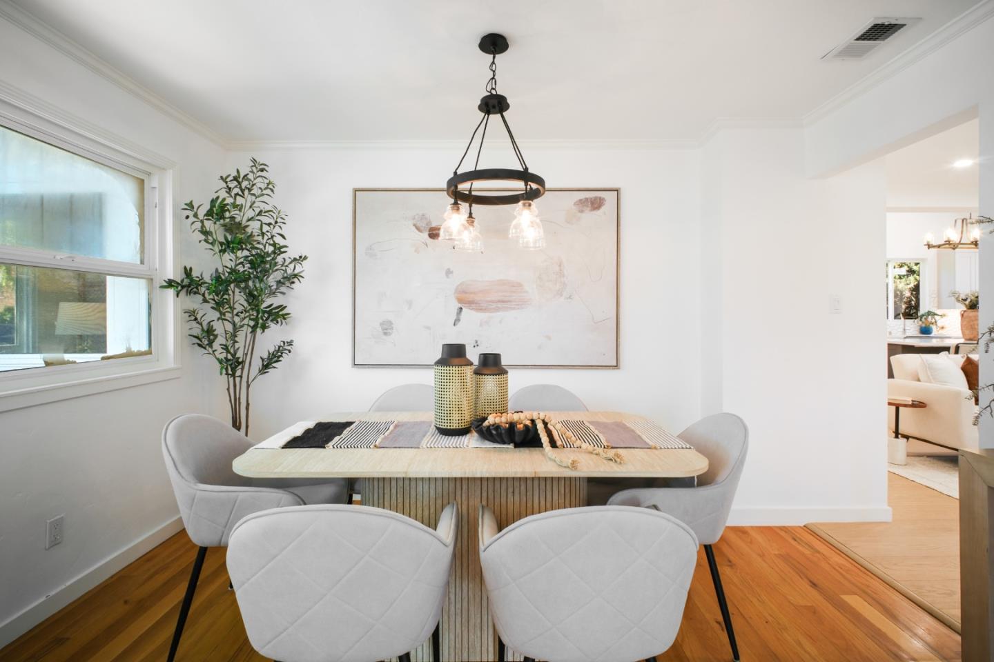 Detail Gallery Image 16 of 101 For 230 San Mateo Ave, Los Gatos,  CA 95030 - 3 Beds | 3/1 Baths