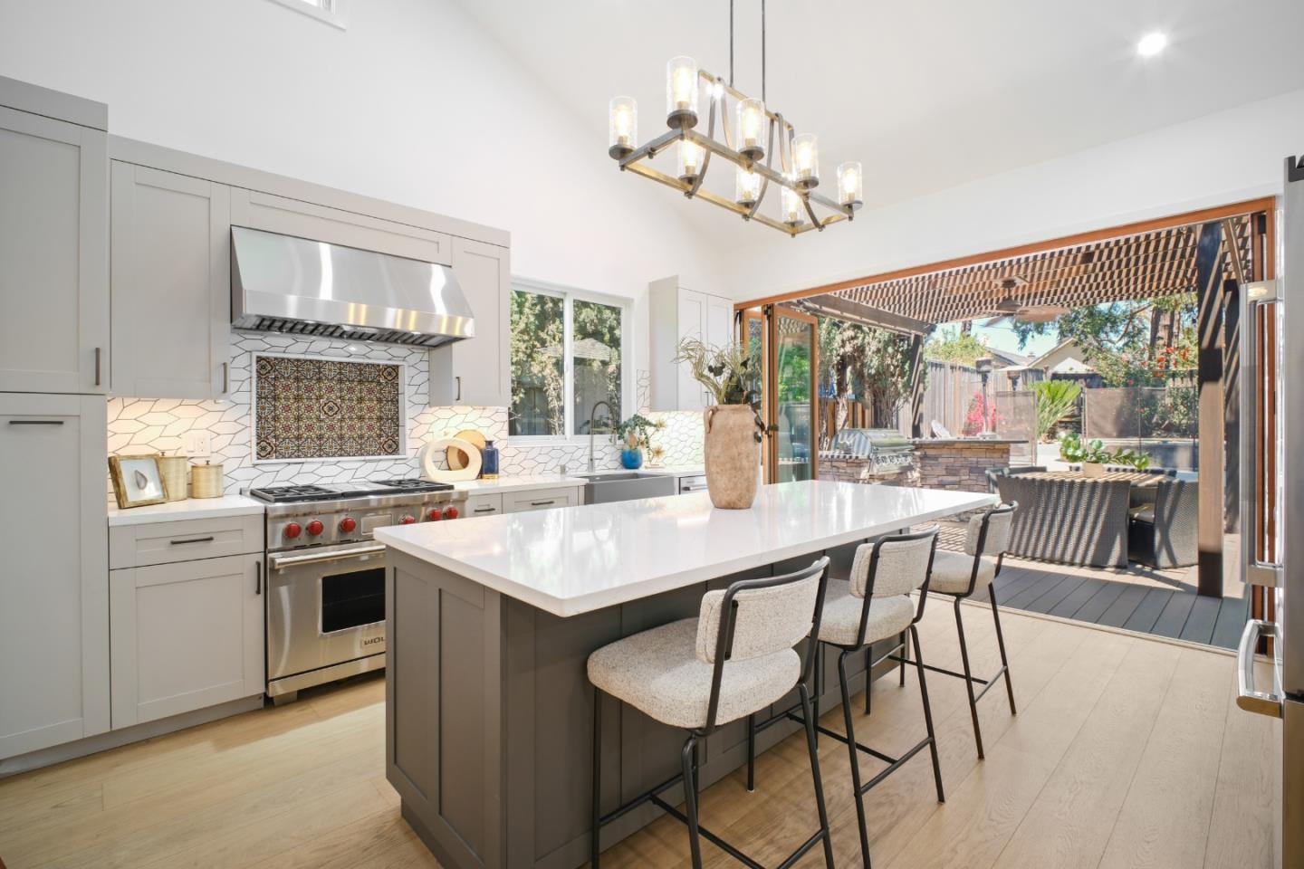 Detail Gallery Image 27 of 101 For 230 San Mateo Ave, Los Gatos,  CA 95030 - 3 Beds | 3/1 Baths