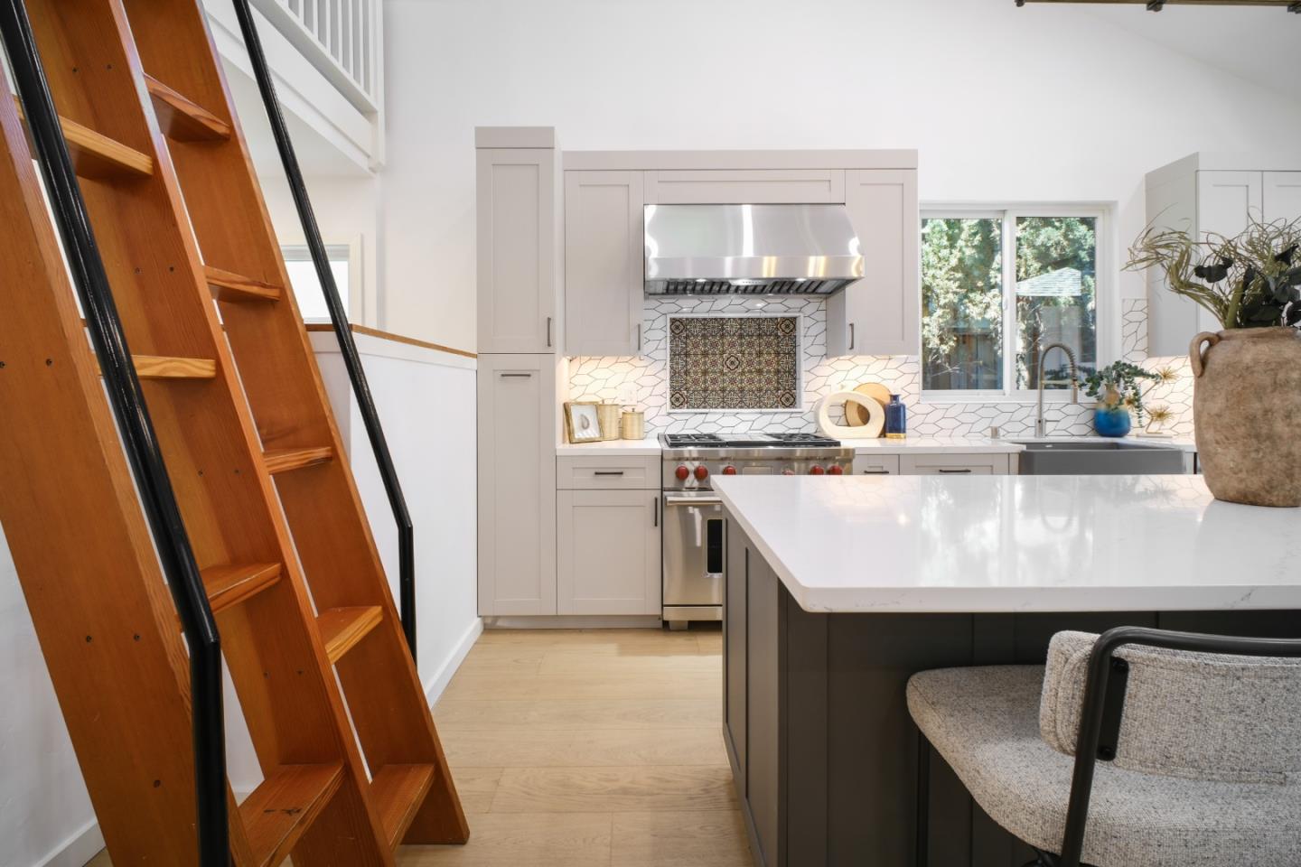 Detail Gallery Image 39 of 101 For 230 San Mateo Ave, Los Gatos,  CA 95030 - 3 Beds | 3/1 Baths