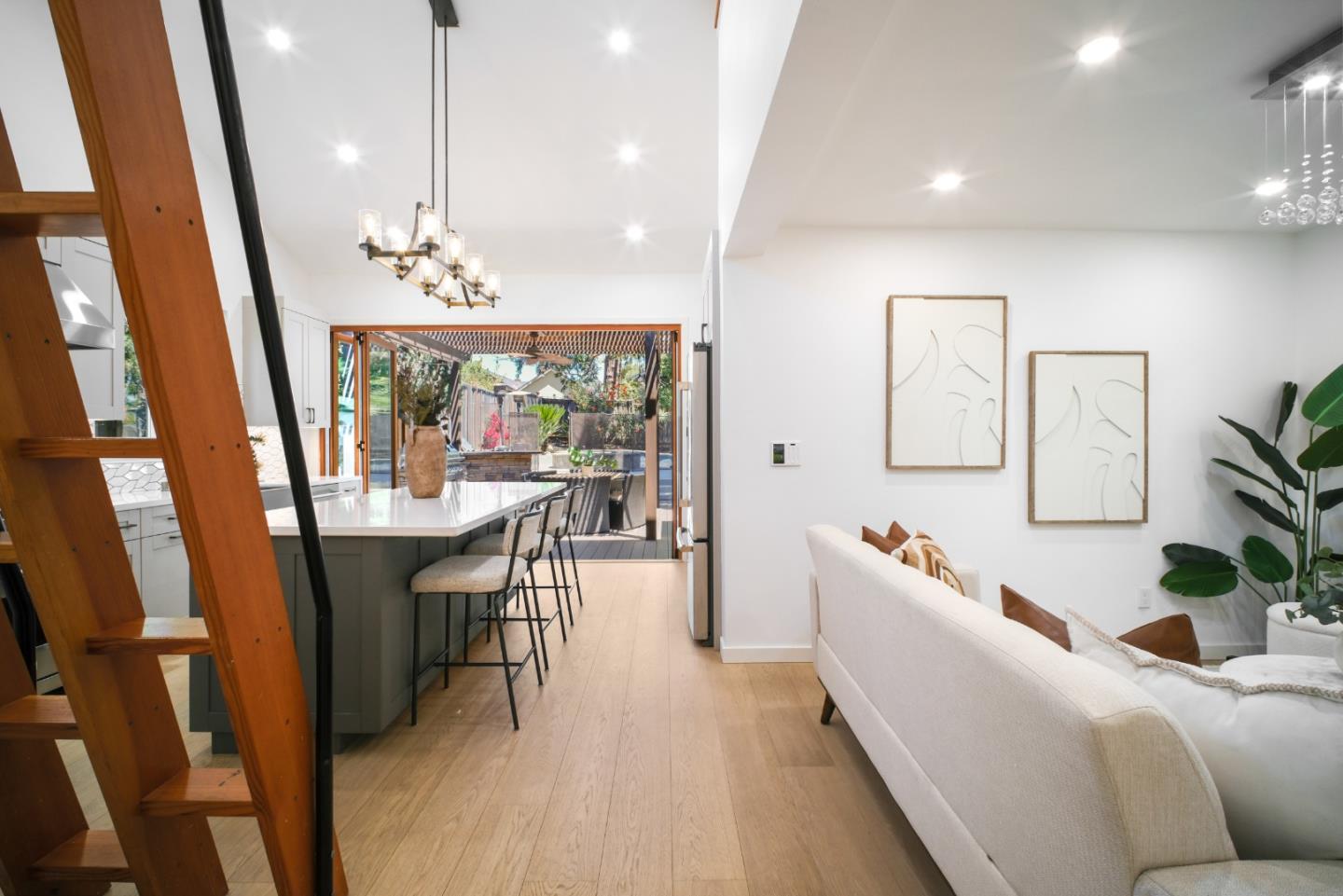 Detail Gallery Image 40 of 101 For 230 San Mateo Ave, Los Gatos,  CA 95030 - 3 Beds | 3/1 Baths