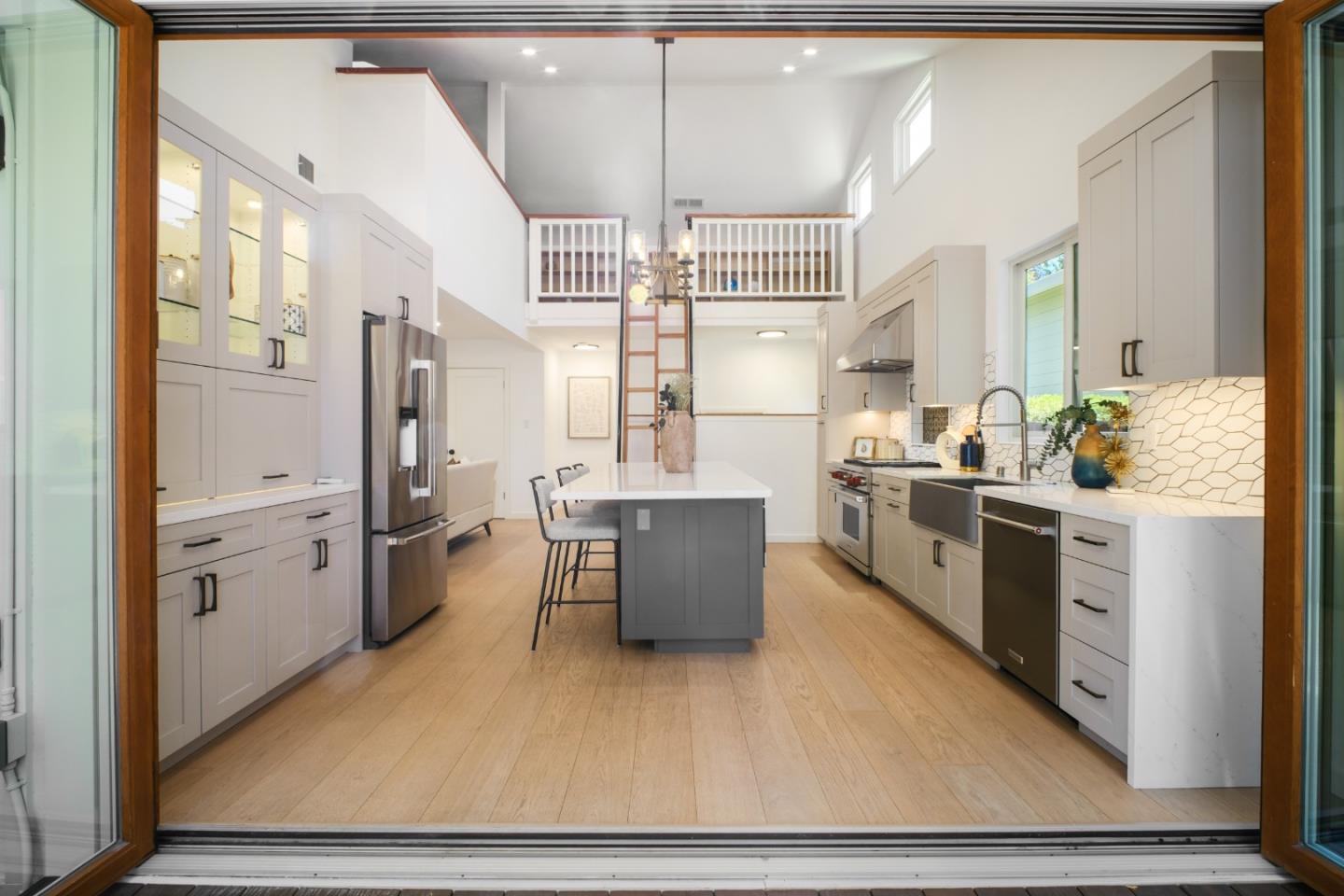 Detail Gallery Image 43 of 101 For 230 San Mateo Ave, Los Gatos,  CA 95030 - 3 Beds | 3/1 Baths