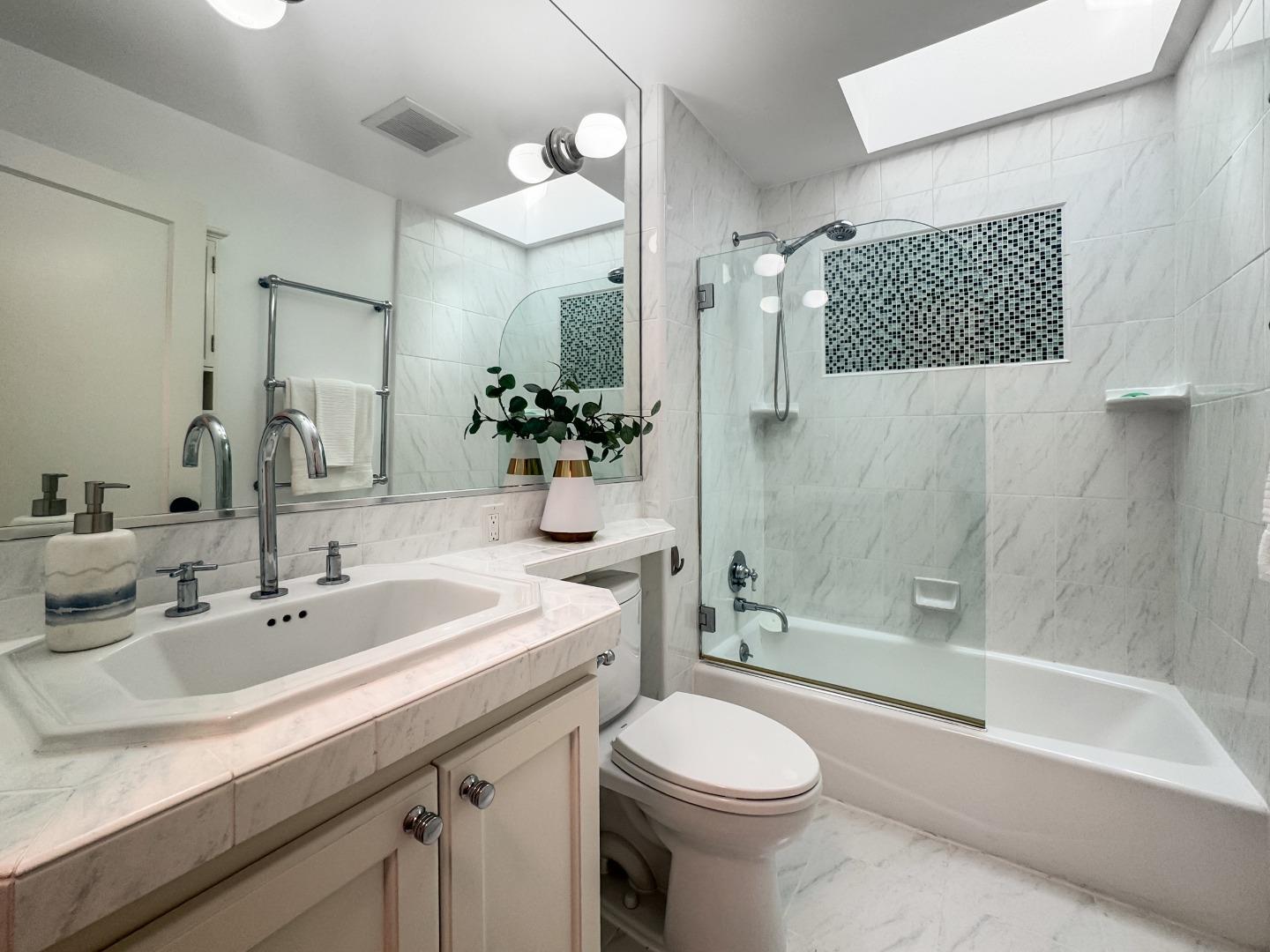 Detail Gallery Image 52 of 101 For 230 San Mateo Ave, Los Gatos,  CA 95030 - 3 Beds | 3/1 Baths