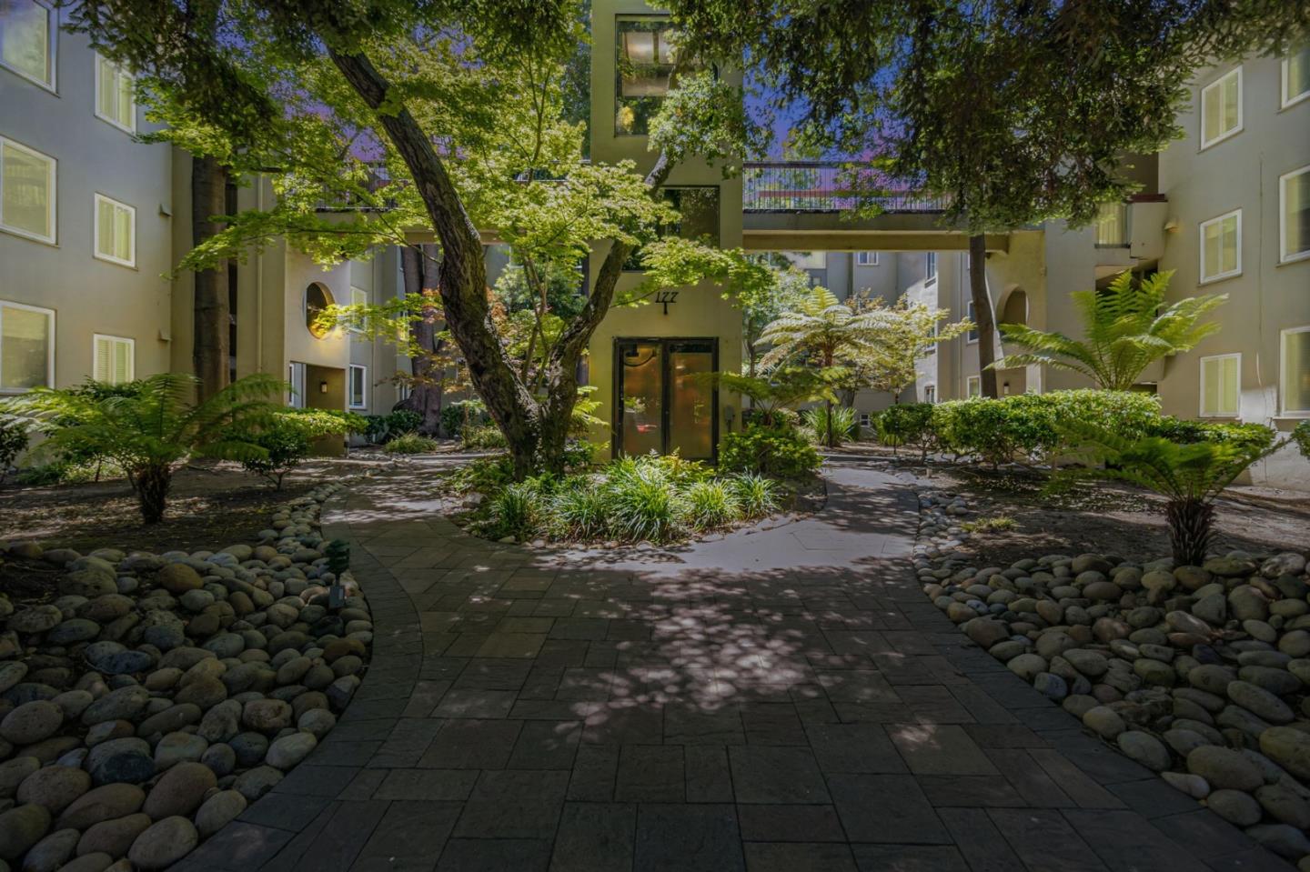 Detail Gallery Image 26 of 27 For 177 N El Camino Real #2,  San Mateo,  CA 94401 - 1 Beds | 1 Baths