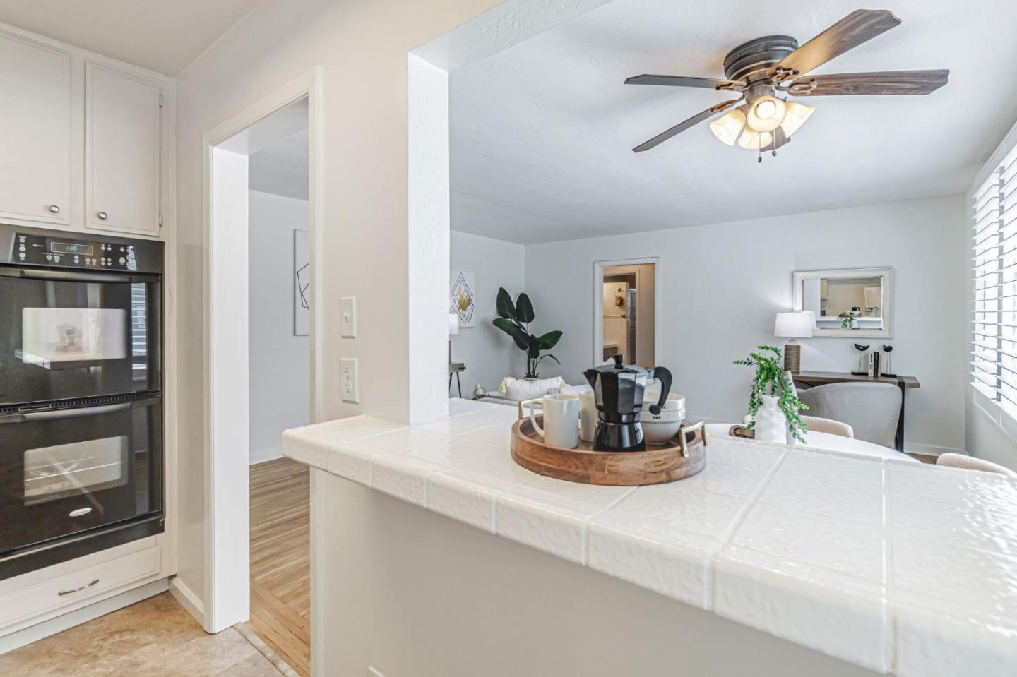 Detail Gallery Image 9 of 27 For 177 N El Camino Real #2,  San Mateo,  CA 94401 - 1 Beds | 1 Baths