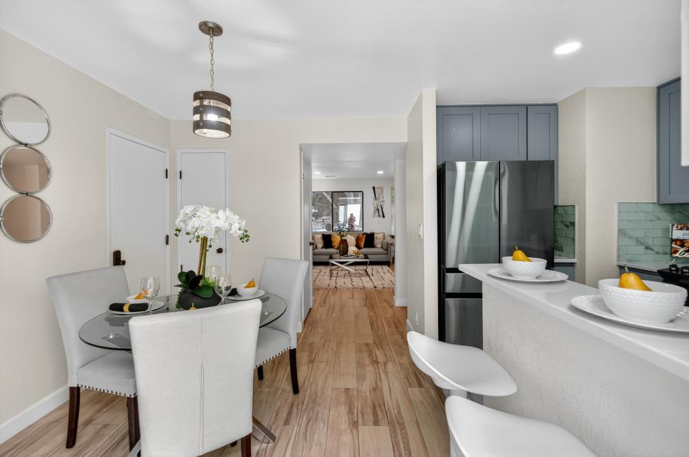 Detail Gallery Image 15 of 38 For 34771 Tuxedo Cmn, Fremont,  CA 94555 - 2 Beds | 1/1 Baths