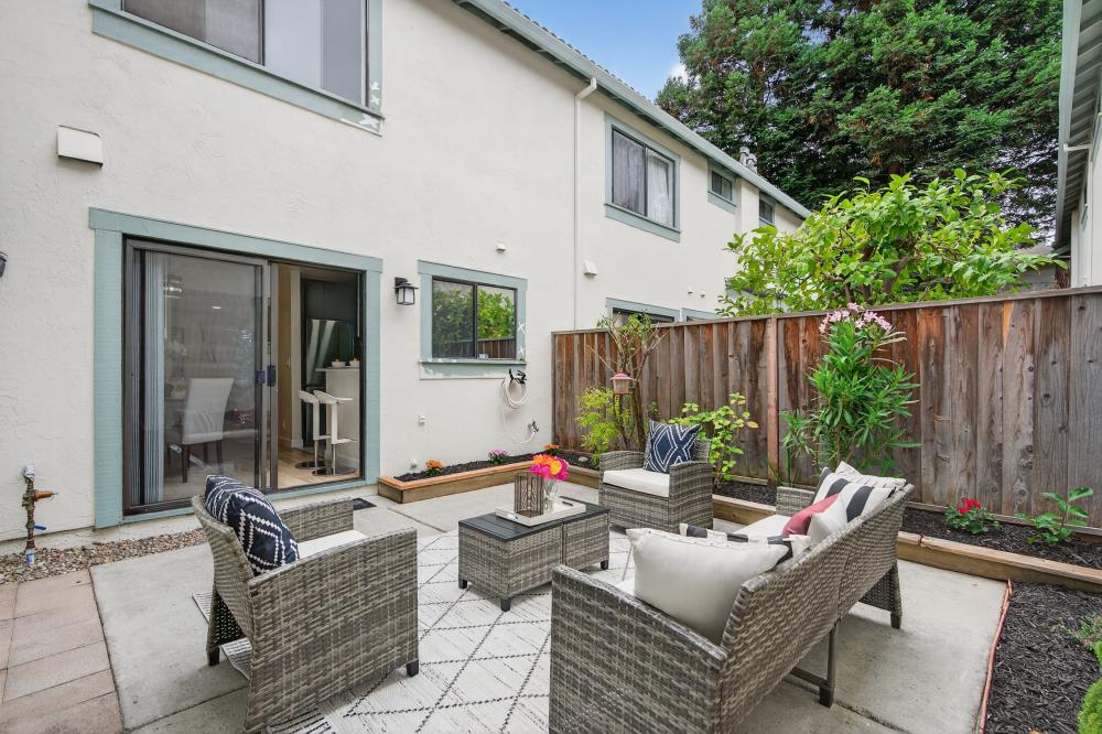 Detail Gallery Image 26 of 38 For 34771 Tuxedo Cmn, Fremont,  CA 94555 - 2 Beds | 1/1 Baths