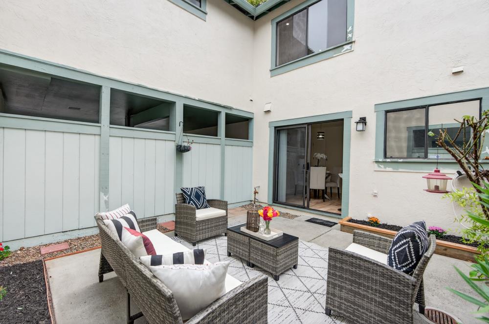 Detail Gallery Image 28 of 38 For 34771 Tuxedo Cmn, Fremont,  CA 94555 - 2 Beds | 1/1 Baths