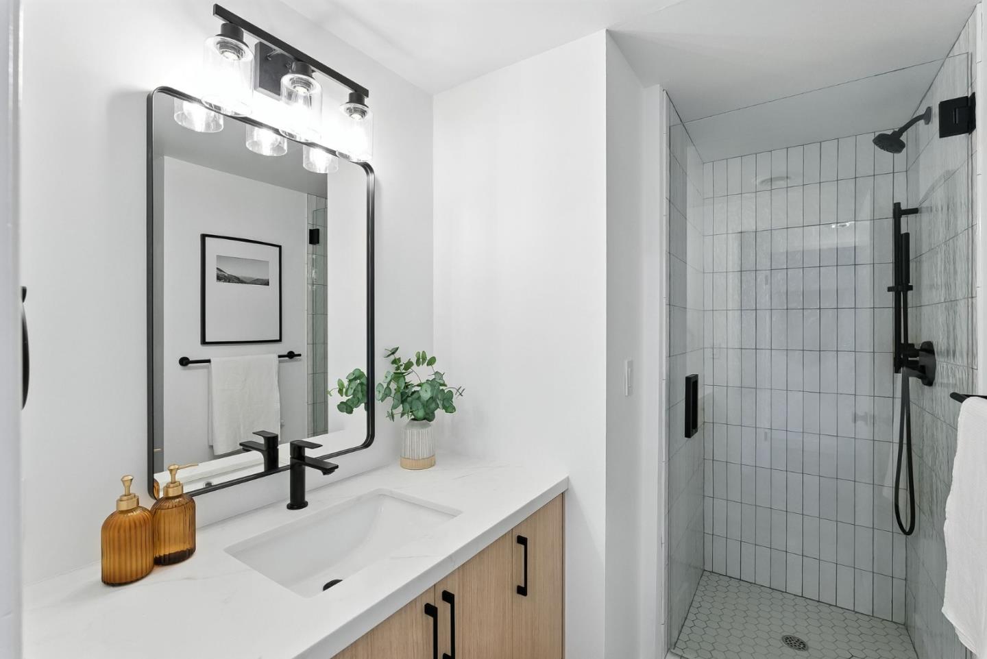 Detail Gallery Image 23 of 33 For 30 Mounds Rd #206,  San Mateo,  CA 94402 - 2 Beds | 2 Baths