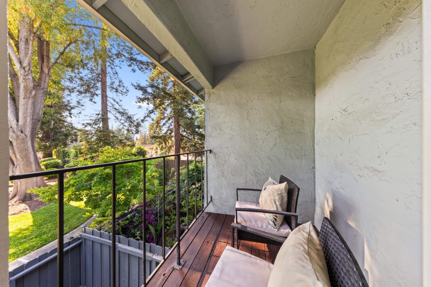 Detail Gallery Image 18 of 34 For 491 Hollyberry Ct, San Jose,  CA 95129 - 3 Beds | 1/1 Baths