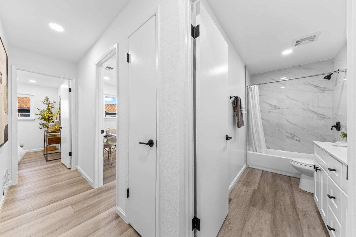 Detail Gallery Image 19 of 34 For 491 Hollyberry Ct, San Jose,  CA 95129 - 3 Beds | 1/1 Baths
