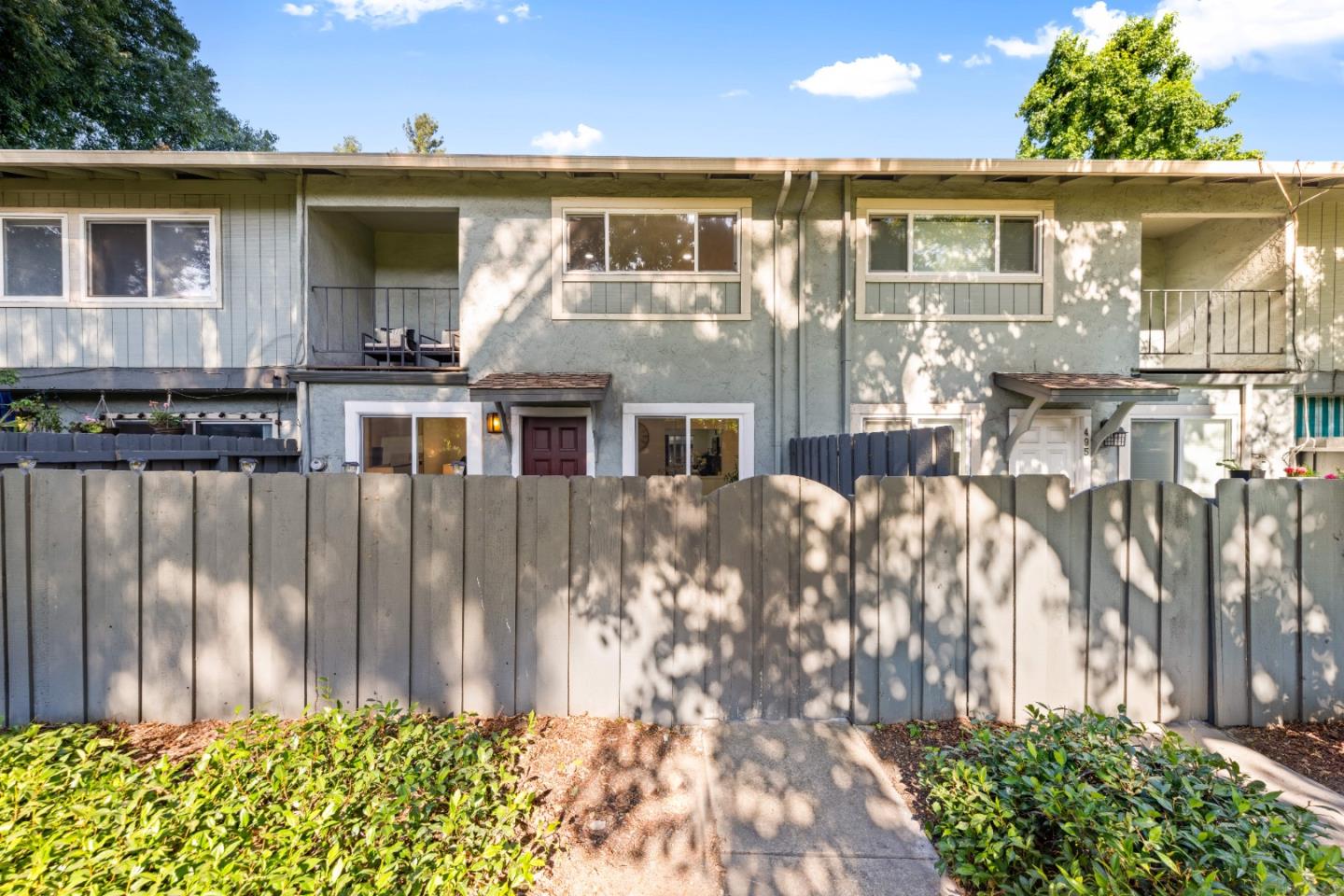 Detail Gallery Image 29 of 34 For 491 Hollyberry Ct, San Jose,  CA 95129 - 3 Beds | 1/1 Baths