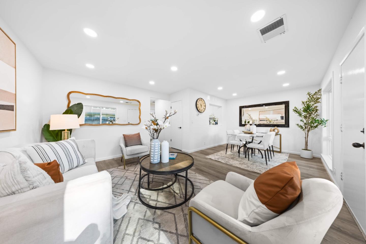 Detail Gallery Image 3 of 34 For 491 Hollyberry Ct, San Jose,  CA 95129 - 3 Beds | 1/1 Baths
