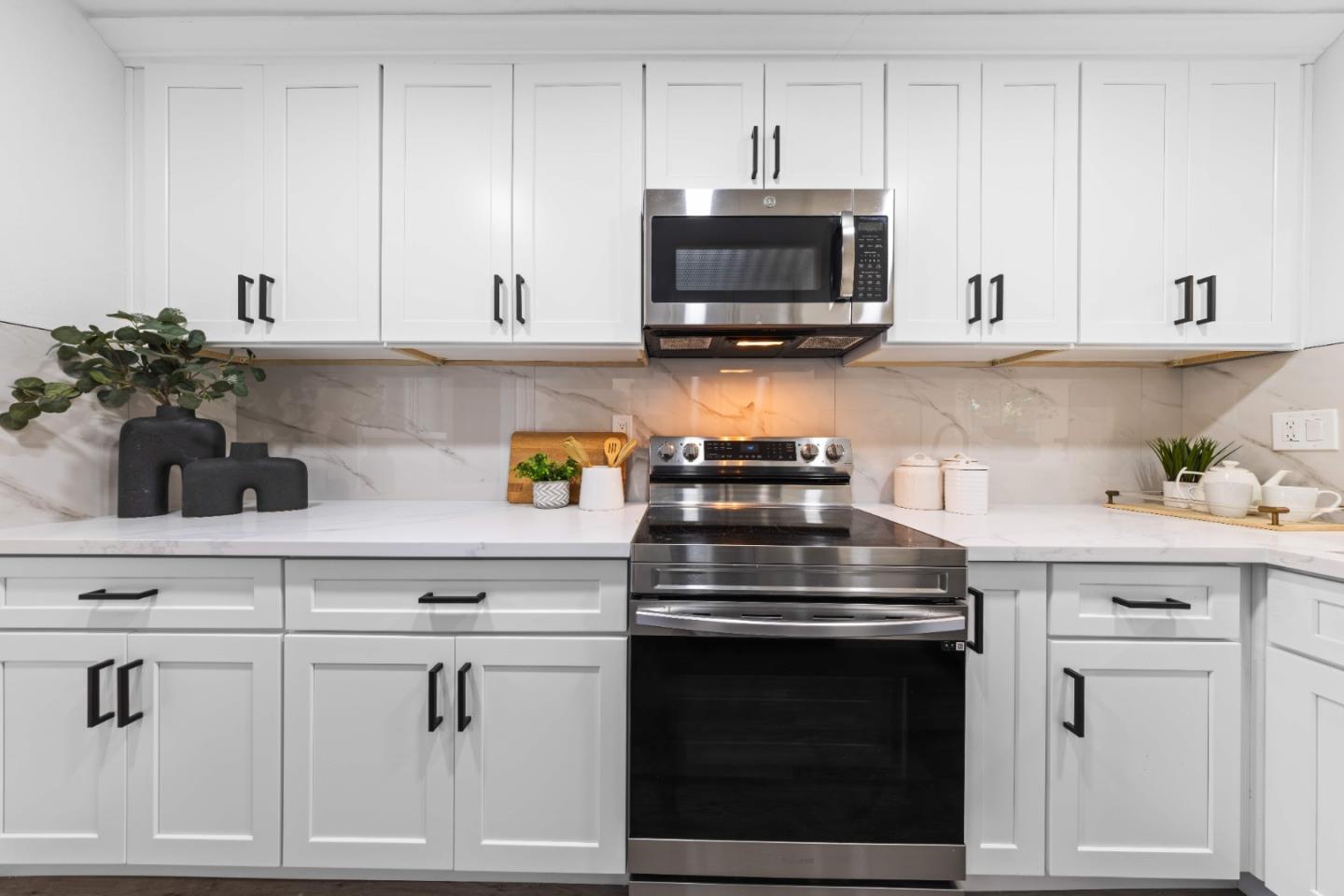 Detail Gallery Image 7 of 34 For 491 Hollyberry Ct, San Jose,  CA 95129 - 3 Beds | 1/1 Baths