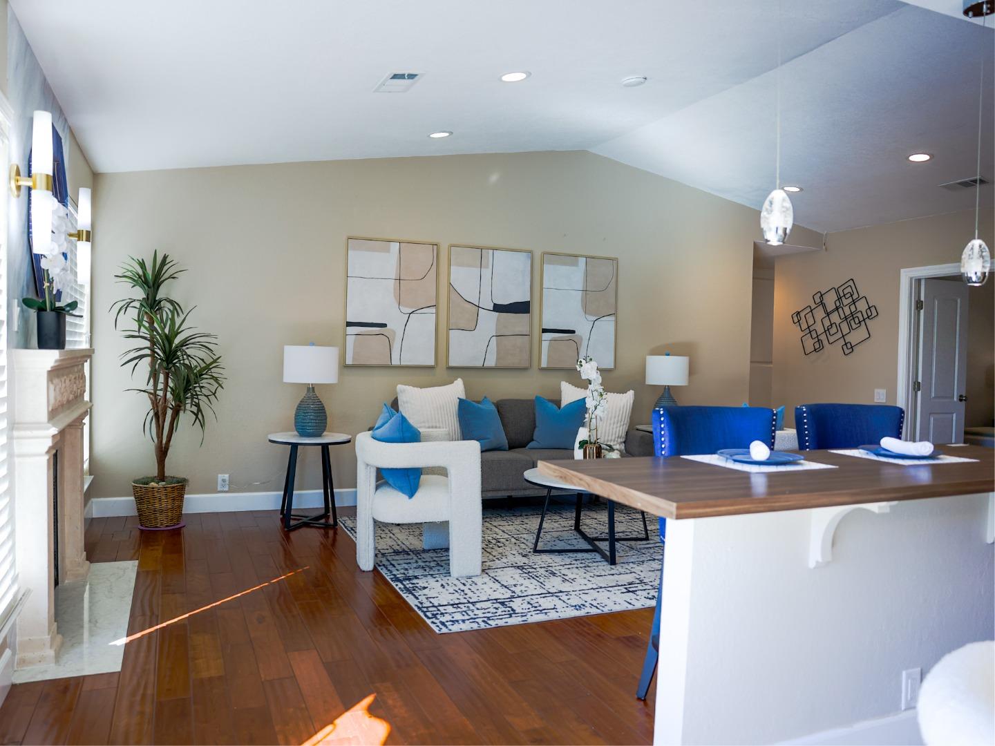 Detail Gallery Image 4 of 24 For 27941 Emerson Ave, Hayward,  CA 94545 - 3 Beds | 2 Baths