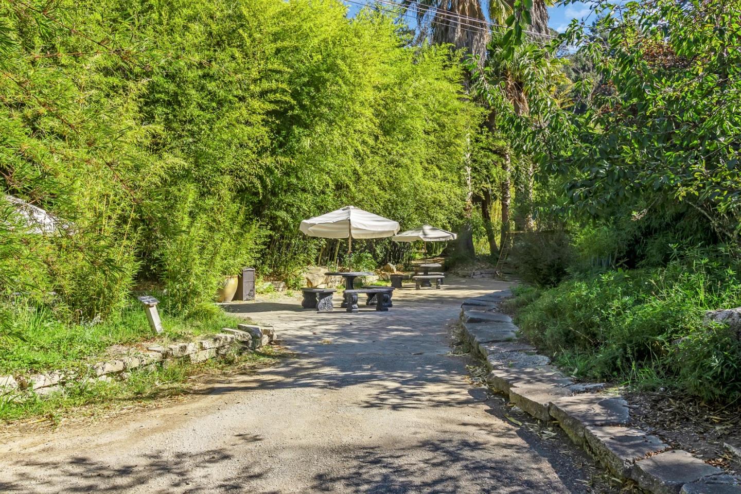 Detail Gallery Image 11 of 70 For 5601 Freedom Blvd, Aptos,  CA 95003 - – Beds | – Baths