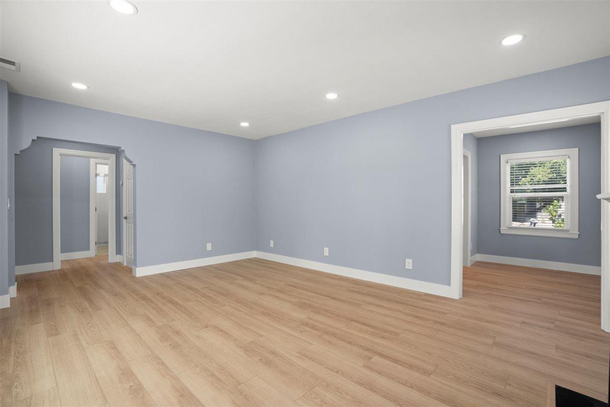 Detail Gallery Image 12 of 41 For 315 Grand Blvd, San Mateo,  CA 94401 - – Beds | – Baths