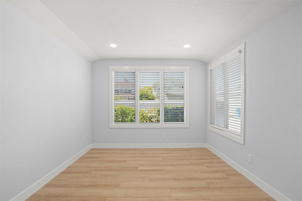 Detail Gallery Image 18 of 41 For 315 Grand Blvd, San Mateo,  CA 94401 - – Beds | – Baths