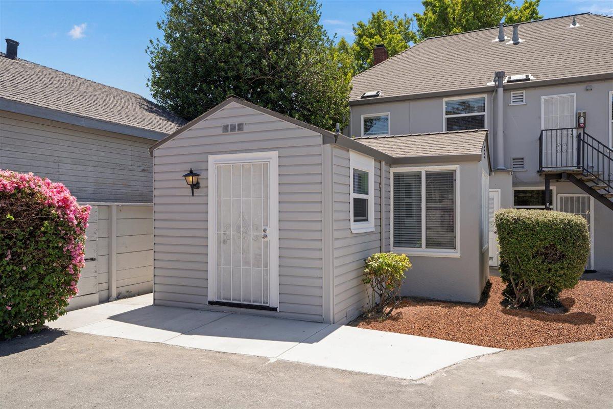 Detail Gallery Image 8 of 41 For 315 Grand Blvd, San Mateo,  CA 94401 - – Beds | – Baths