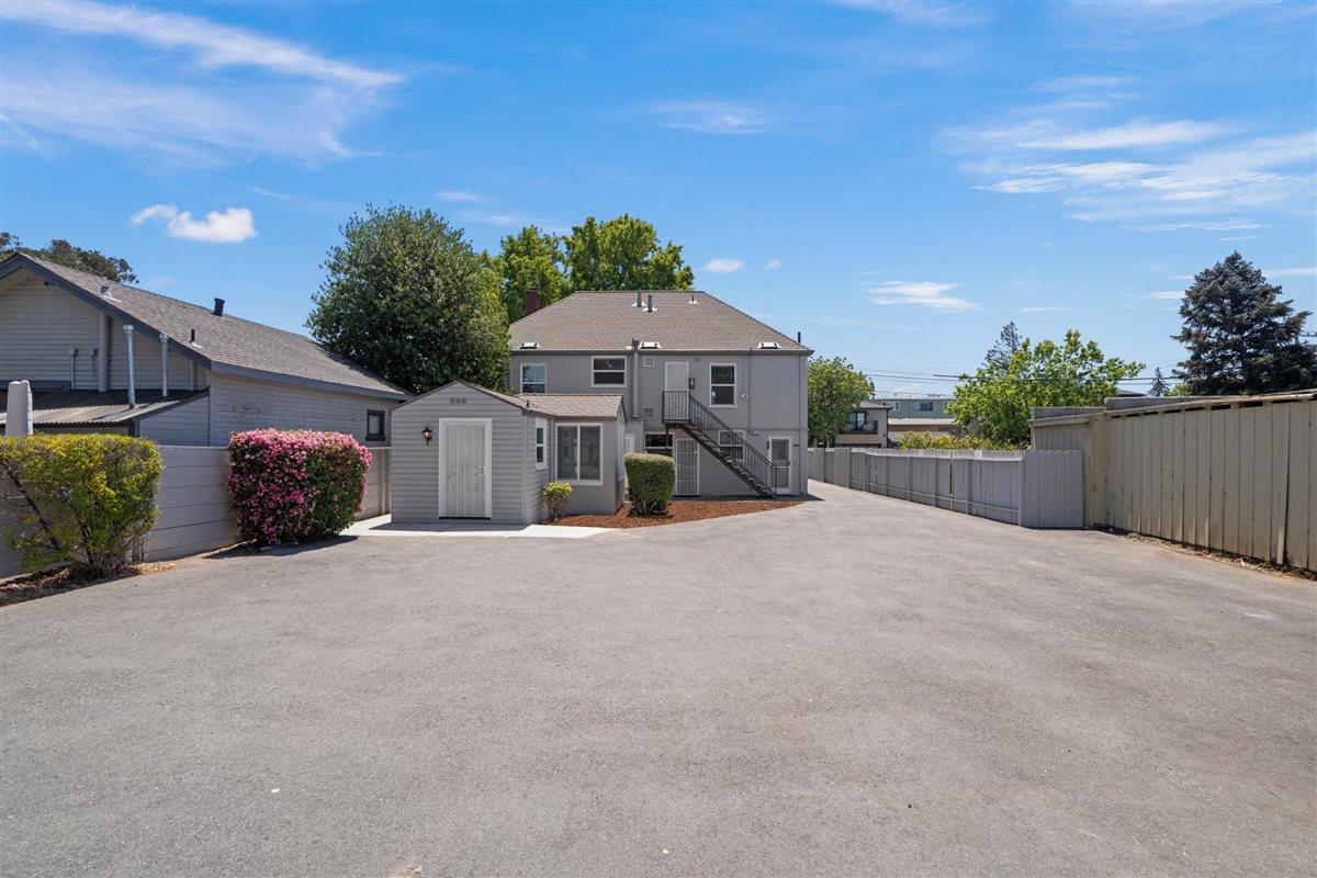 Detail Gallery Image 9 of 41 For 315 Grand Blvd, San Mateo,  CA 94401 - – Beds | – Baths