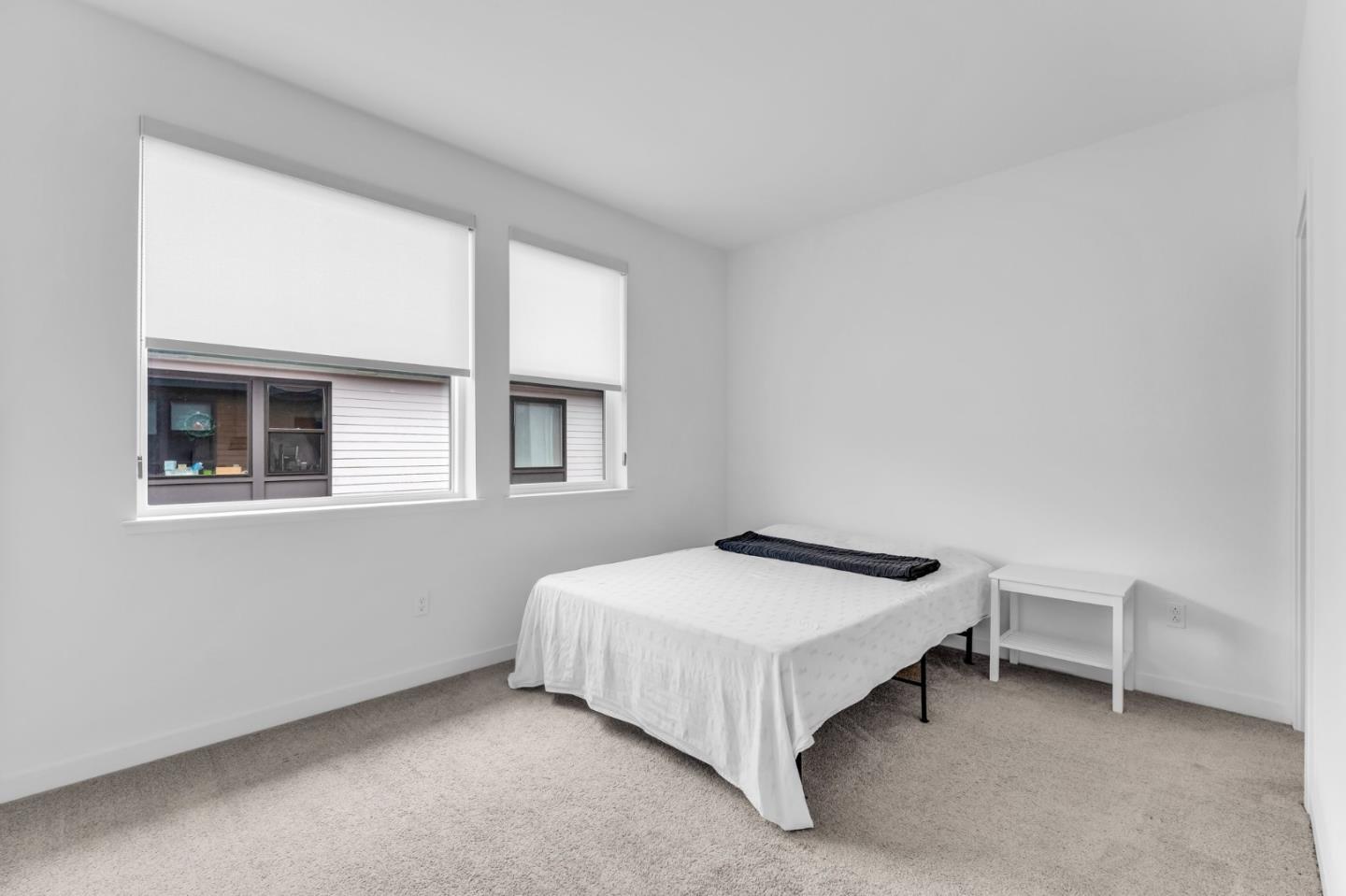 Detail Gallery Image 18 of 39 For 133 Waters Park Cir, San Mateo,  CA 94403 - 2 Beds | 2/1 Baths