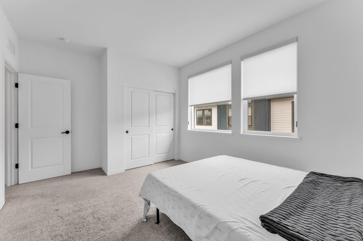 Detail Gallery Image 20 of 39 For 133 Waters Park Cir, San Mateo,  CA 94403 - 2 Beds | 2/1 Baths