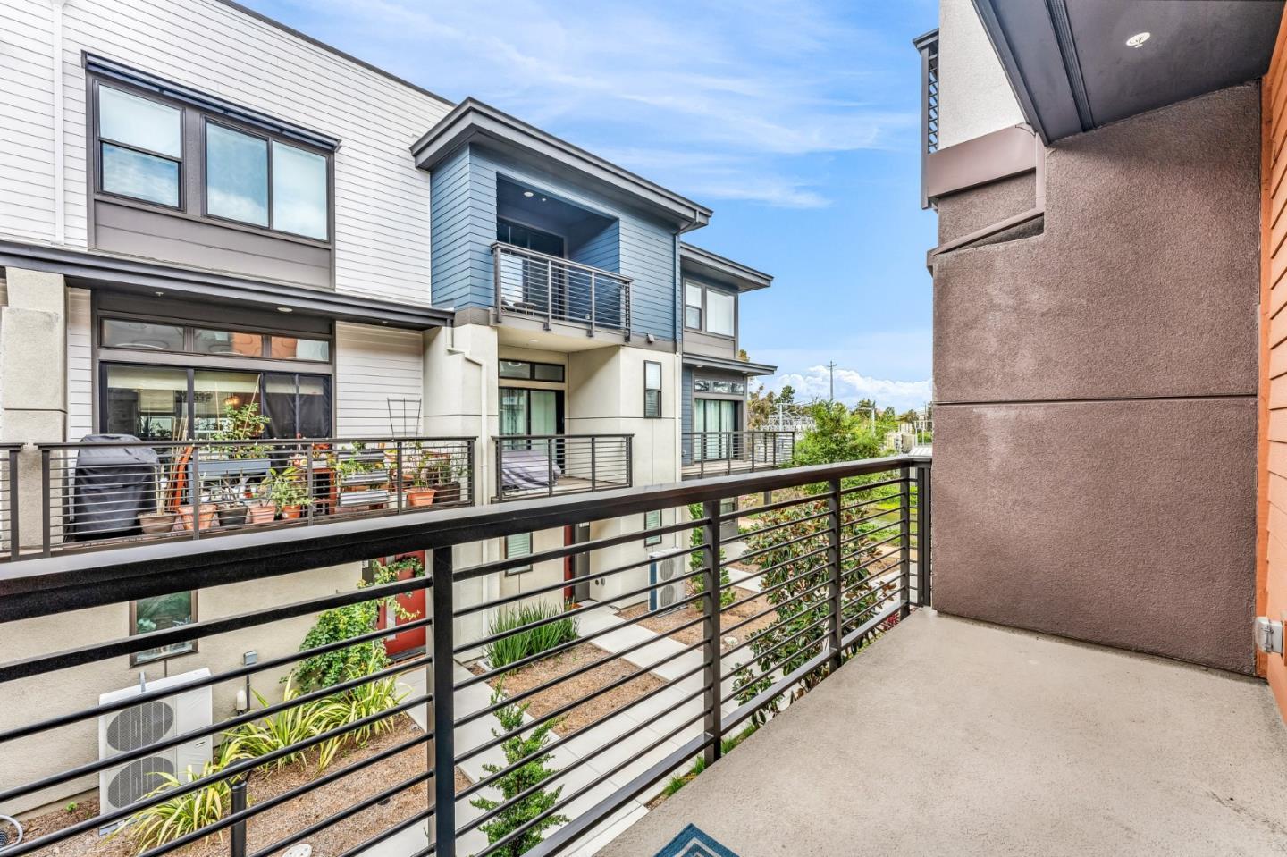 Detail Gallery Image 32 of 39 For 133 Waters Park Cir, San Mateo,  CA 94403 - 2 Beds | 2/1 Baths