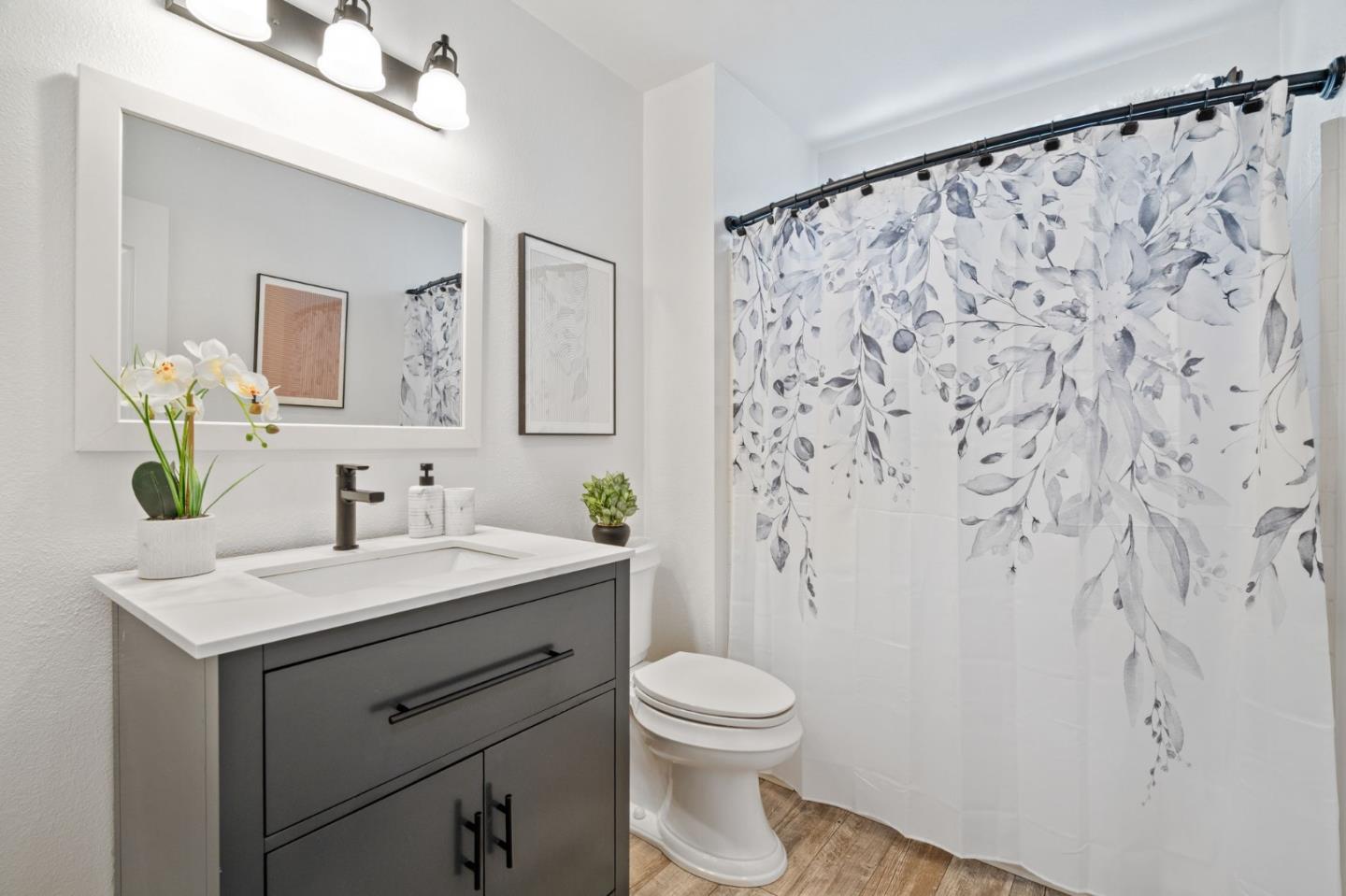 Detail Gallery Image 20 of 46 For 6230 Mahan Dr, San Jose,  CA 95123 - 3 Beds | 2 Baths