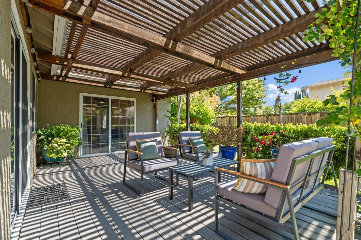 Detail Gallery Image 25 of 46 For 6230 Mahan Dr, San Jose,  CA 95123 - 3 Beds | 2 Baths