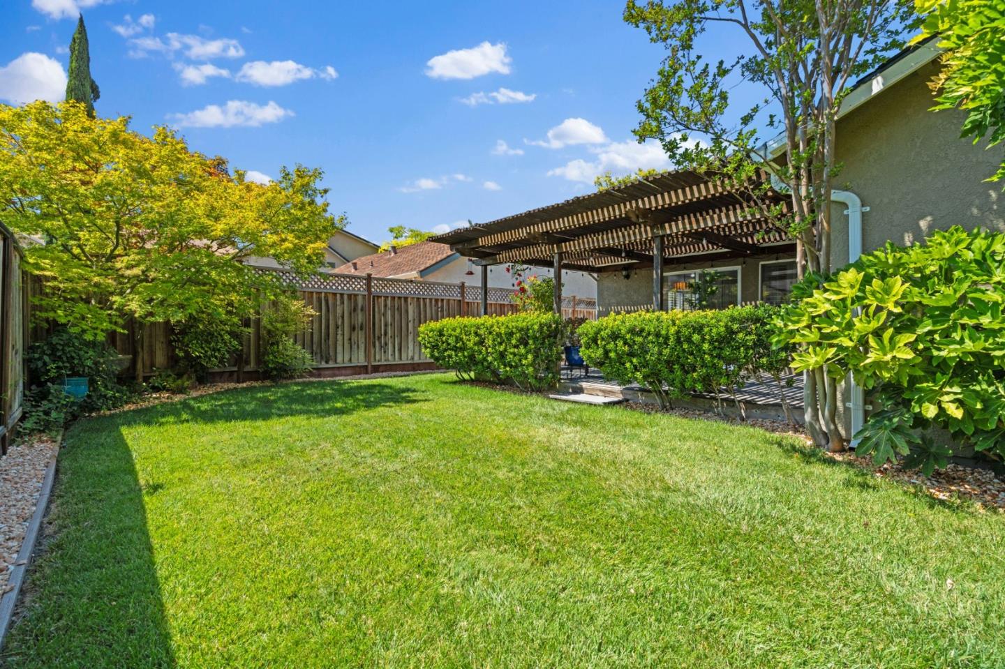Detail Gallery Image 31 of 46 For 6230 Mahan Dr, San Jose,  CA 95123 - 3 Beds | 2 Baths