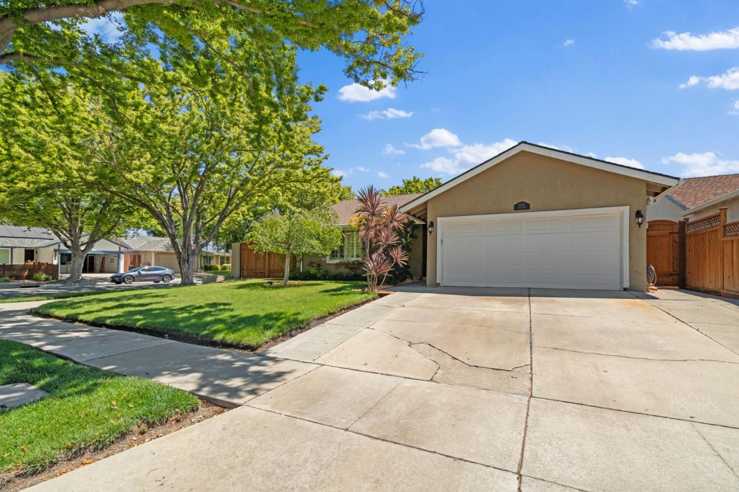 Detail Gallery Image 45 of 46 For 6230 Mahan Dr, San Jose,  CA 95123 - 3 Beds | 2 Baths