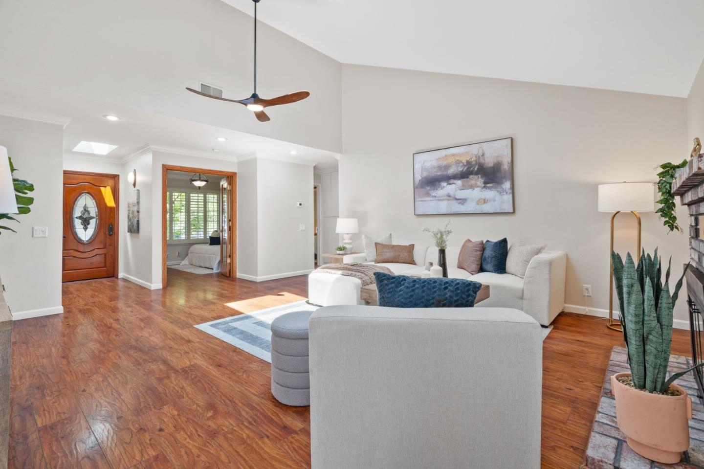 Detail Gallery Image 5 of 46 For 6230 Mahan Dr, San Jose,  CA 95123 - 3 Beds | 2 Baths