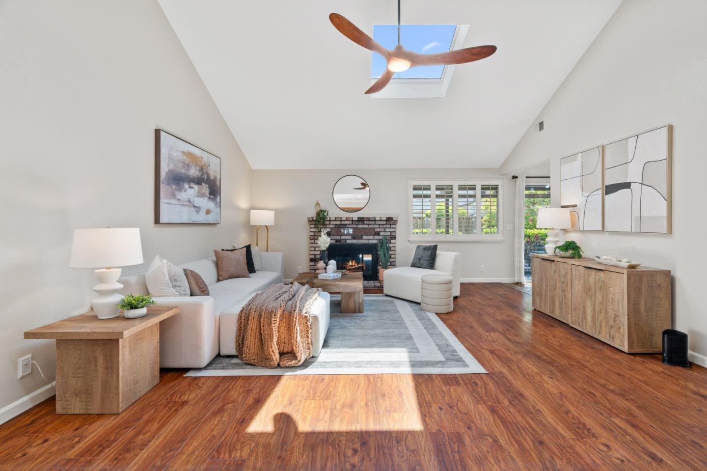 Detail Gallery Image 6 of 46 For 6230 Mahan Dr, San Jose,  CA 95123 - 3 Beds | 2 Baths