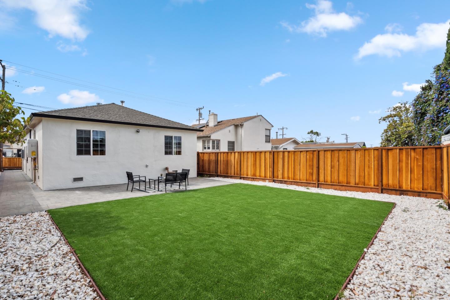 Detail Gallery Image 21 of 22 For 2761 75th Ave, Oakland,  CA 94605 - 2 Beds | 1 Baths