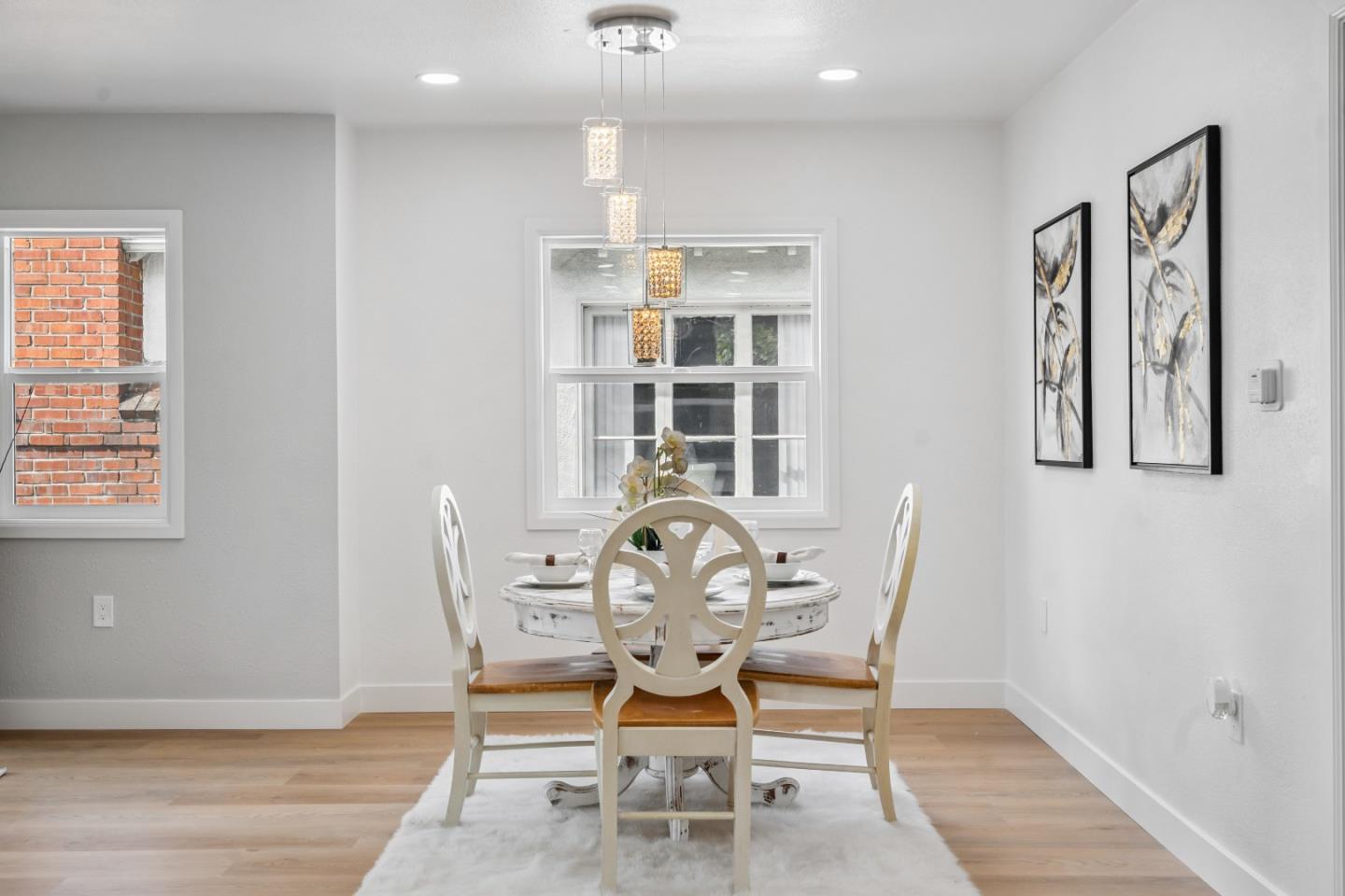 Detail Gallery Image 9 of 22 For 2761 75th Ave, Oakland,  CA 94605 - 2 Beds | 1 Baths
