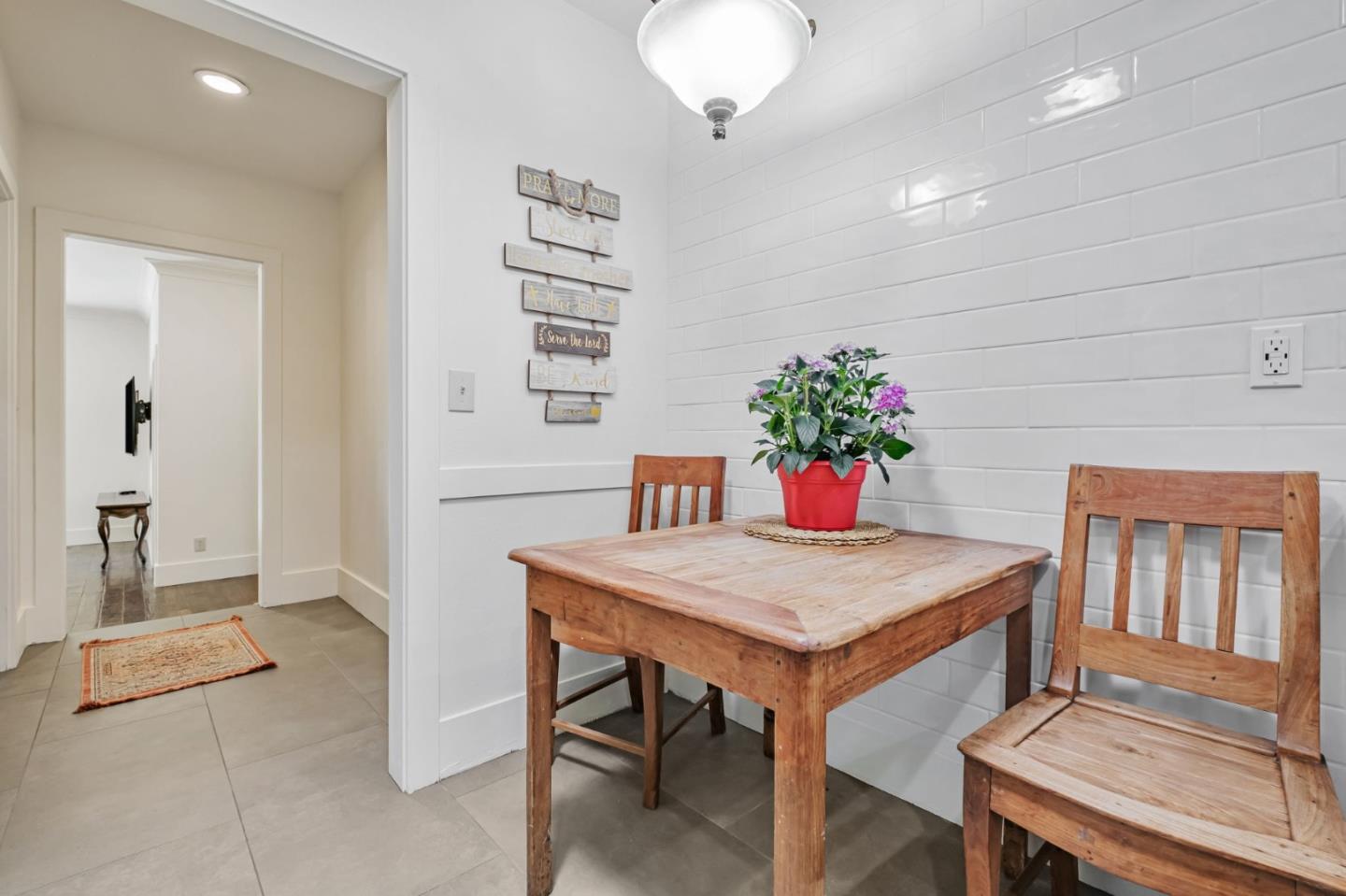 Detail Gallery Image 21 of 46 For 712 California St, Santa Cruz,  CA 95060 - 3 Beds | 2 Baths