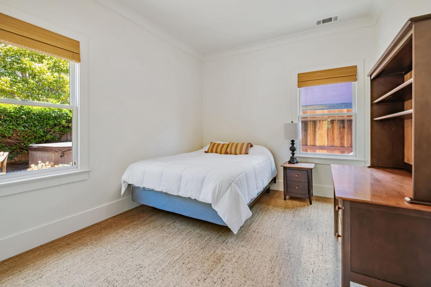 Detail Gallery Image 35 of 46 For 712 California St, Santa Cruz,  CA 95060 - 3 Beds | 2 Baths