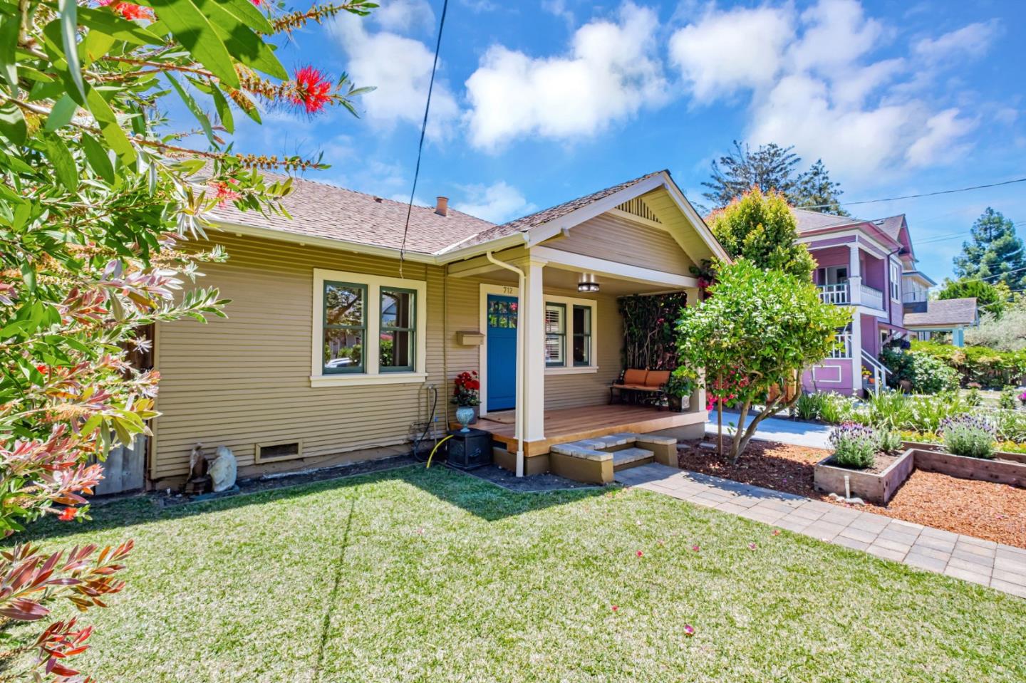 Detail Gallery Image 5 of 46 For 712 California St, Santa Cruz,  CA 95060 - 3 Beds | 2 Baths