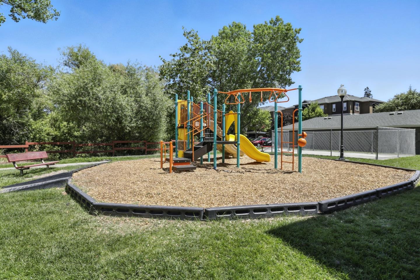 Detail Gallery Image 35 of 38 For 8434 Walerga Rd #1011,  Antelope,  CA 95843 - 3 Beds | 2 Baths