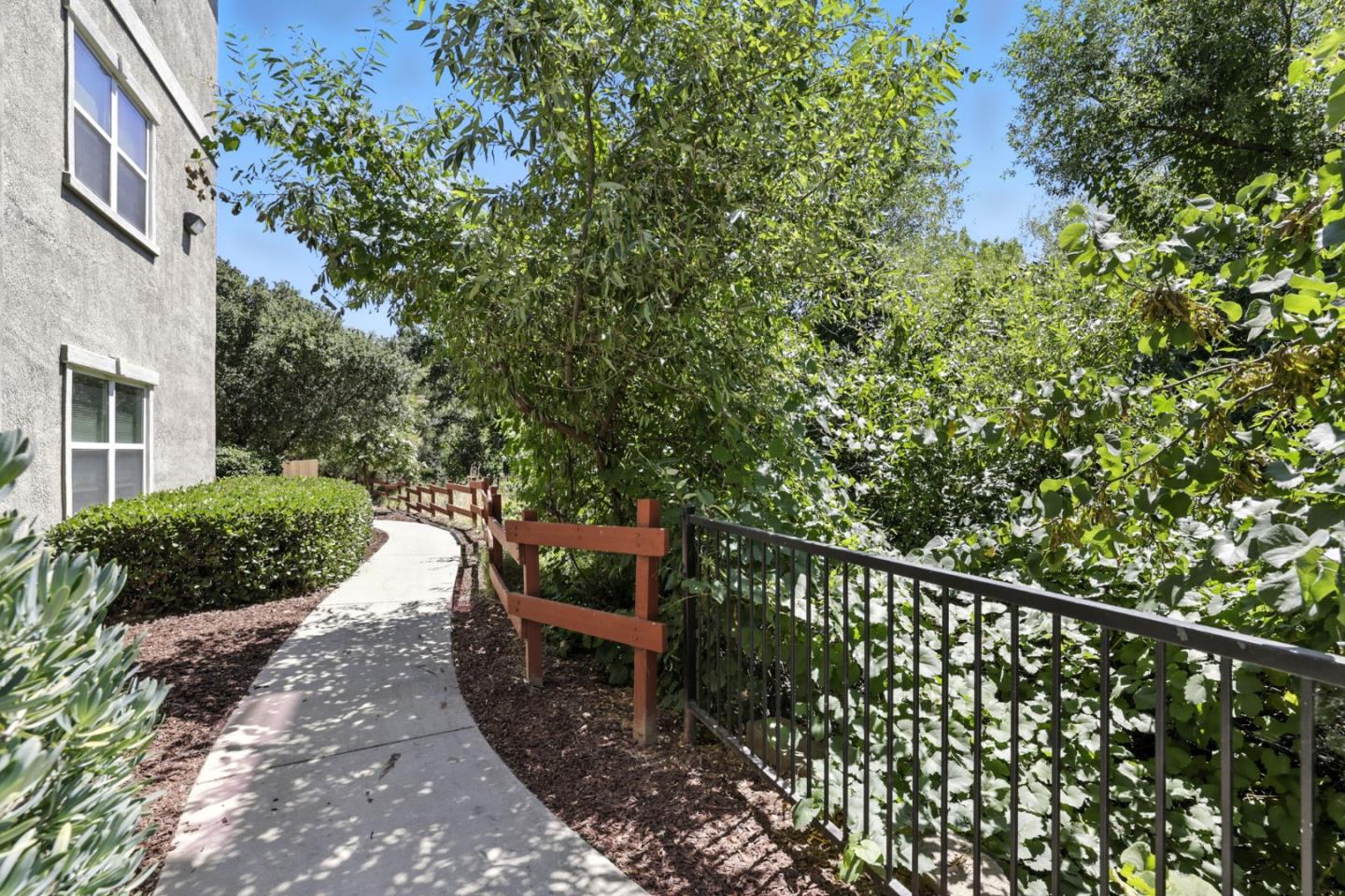 Detail Gallery Image 37 of 38 For 8434 Walerga Rd #1011,  Antelope,  CA 95843 - 3 Beds | 2 Baths