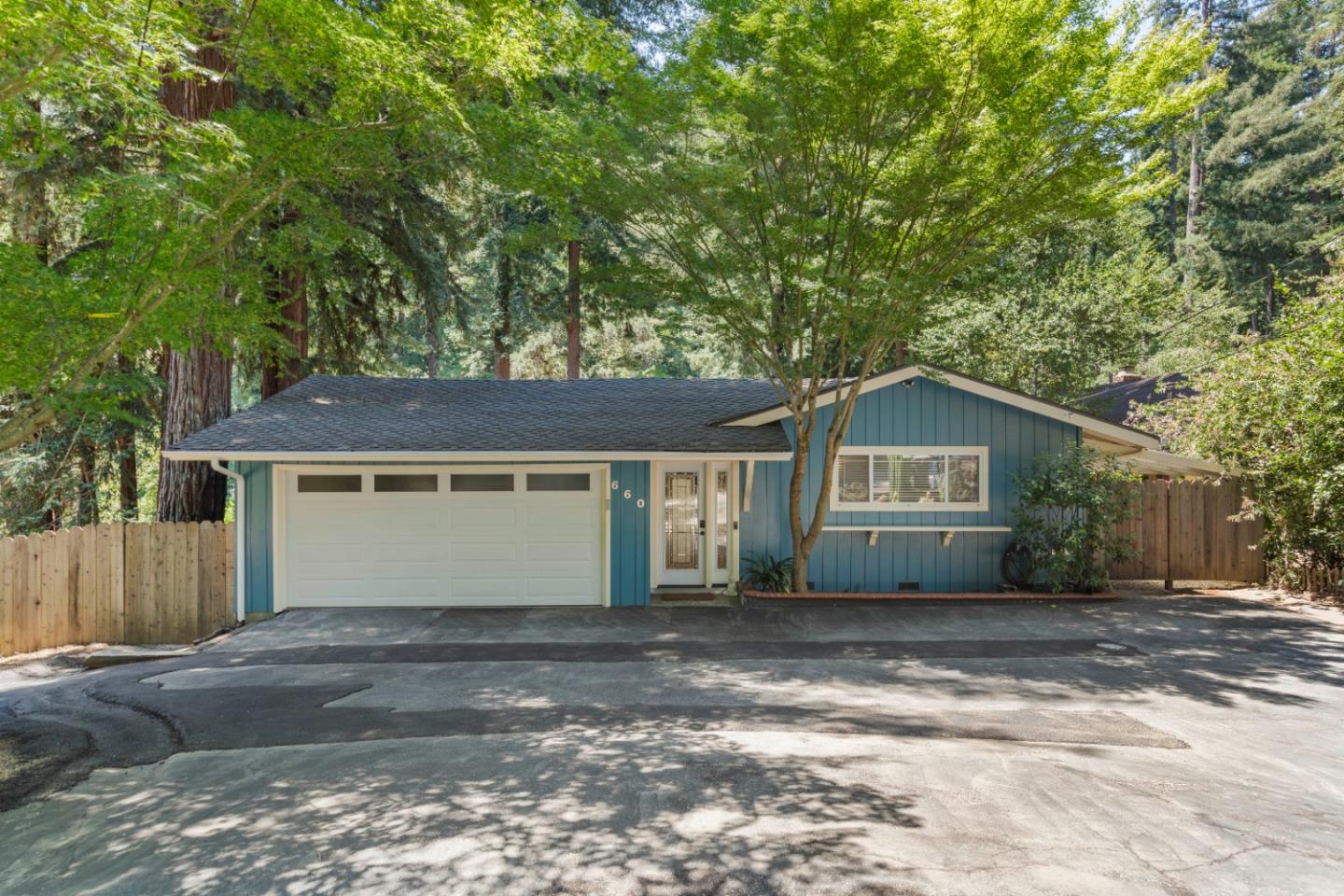 Detail Gallery Image 2 of 53 For 660 Dickinson Ave, Ben Lomond,  CA 95005 - 3 Beds | 2/1 Baths