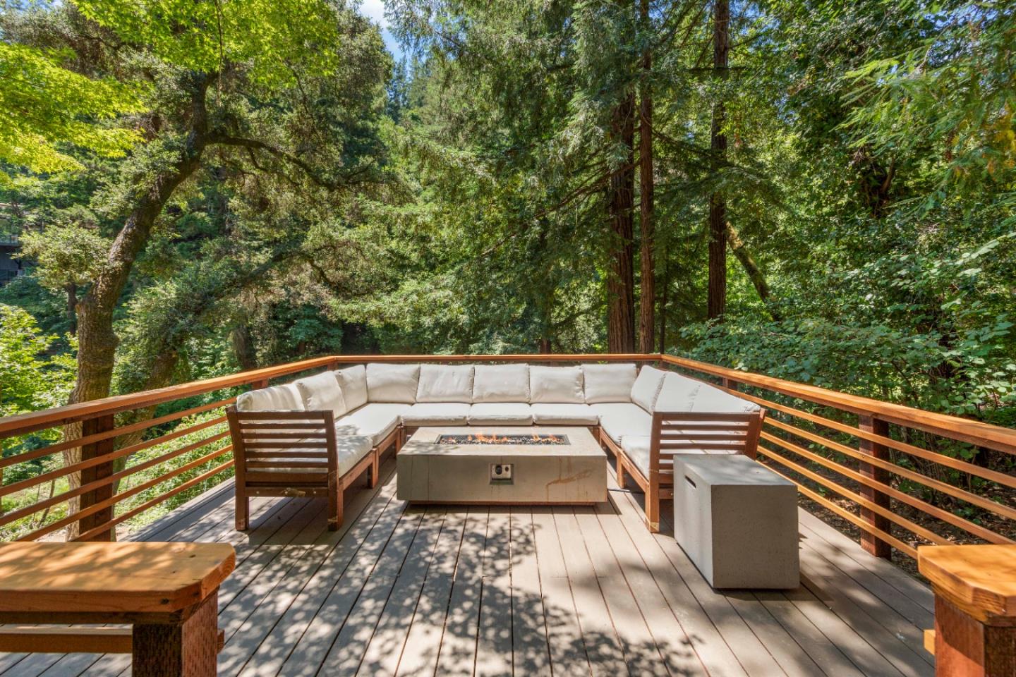 Detail Gallery Image 23 of 53 For 660 Dickinson Ave, Ben Lomond,  CA 95005 - 3 Beds | 2/1 Baths