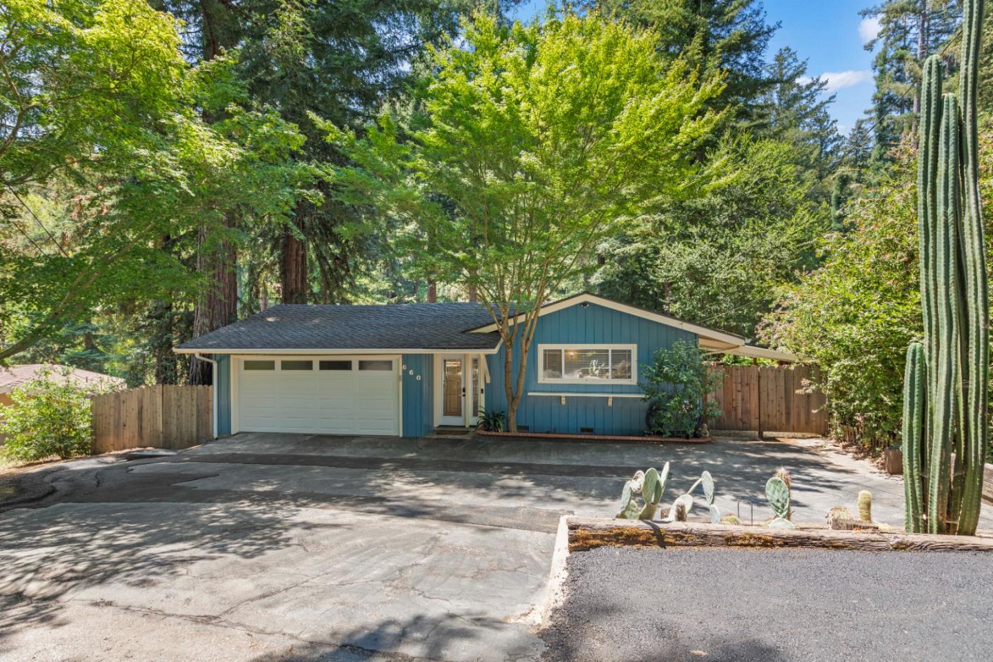 Detail Gallery Image 3 of 53 For 660 Dickinson Ave, Ben Lomond,  CA 95005 - 3 Beds | 2/1 Baths