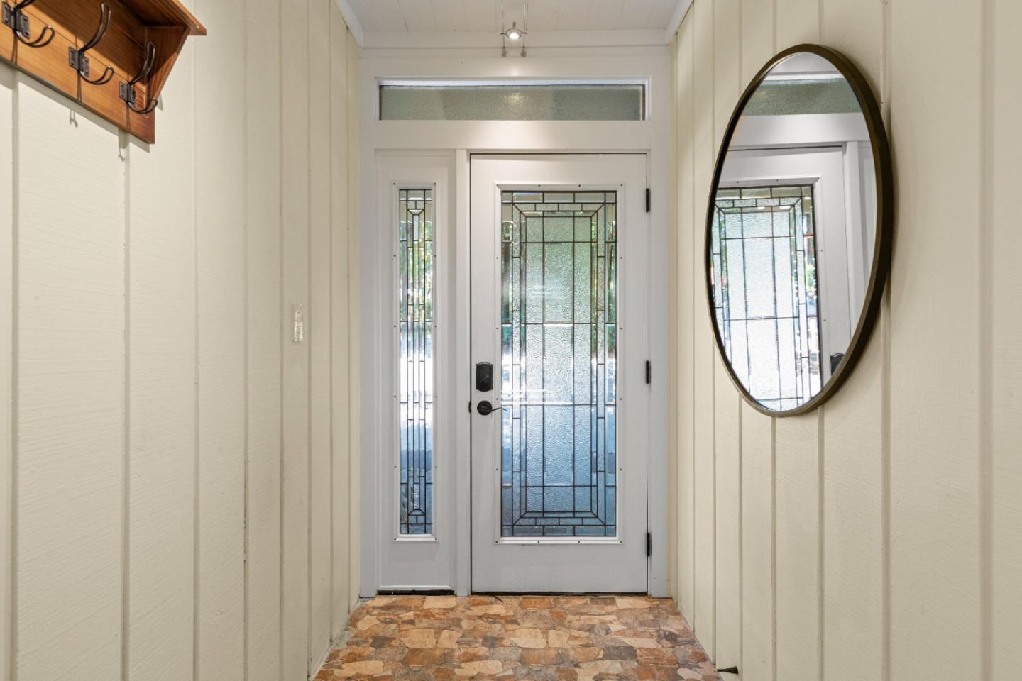 Detail Gallery Image 5 of 53 For 660 Dickinson Ave, Ben Lomond,  CA 95005 - 3 Beds | 2/1 Baths